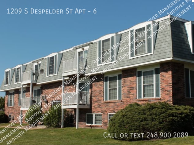 property at 1209 S Despelder St