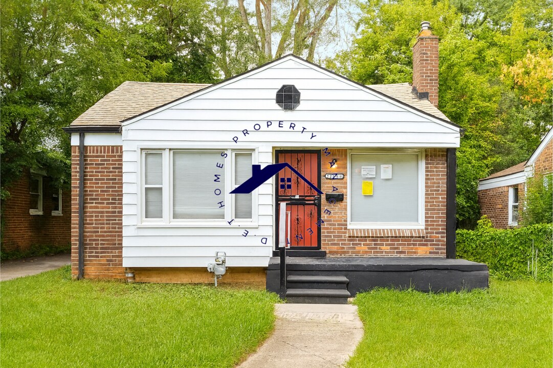 12689 Abington Ave in Detroit, MI - Building Photo