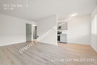 953 7th Ave in Longview, WA - Building Photo - Building Photo