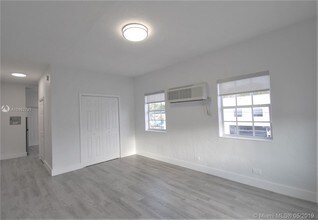 1191 71st St-Unit -5 in Miami Beach, FL - Building Photo - Building Photo