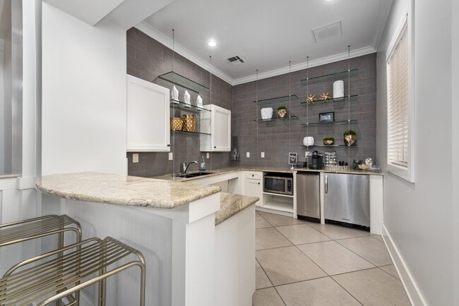 The Fenwick Apartment Homes