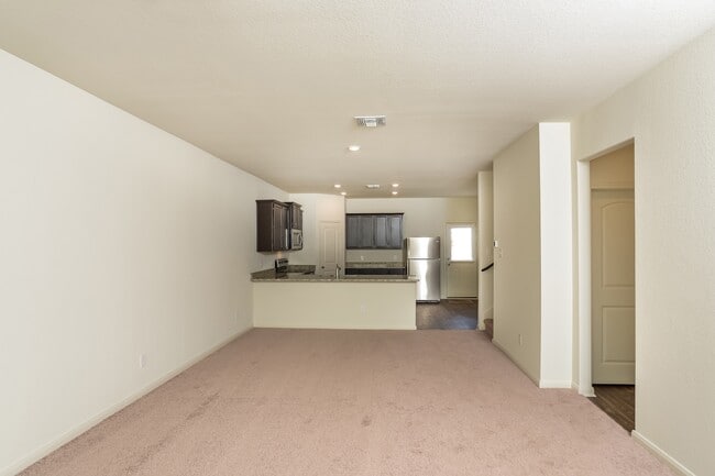 7111 Aaron Jordan Dr in San Antonio, TX - Building Photo - Building Photo