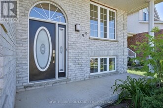 99 Langlaw Dr in Cambridge, ON - Building Photo - Building Photo