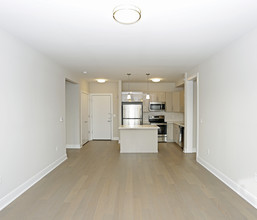 The Edge - Not Available! in Fort Lee, NJ - Building Photo - Interior Photo