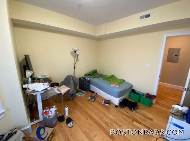 183 River St in Cambridge, MA - Building Photo