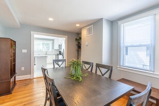 1263 Poplar Ave in Arbutus, MD - Building Photo