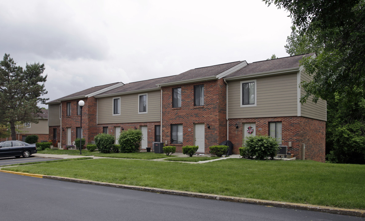 Franklin Court Apartments in Franklin, OH - Building Photo