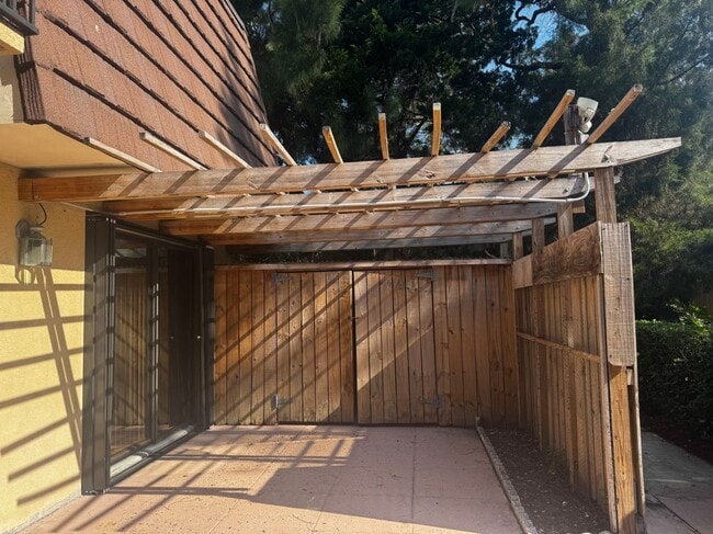 417 4th Ln in Palm Beach Gardens, FL - Building Photo - Building Photo