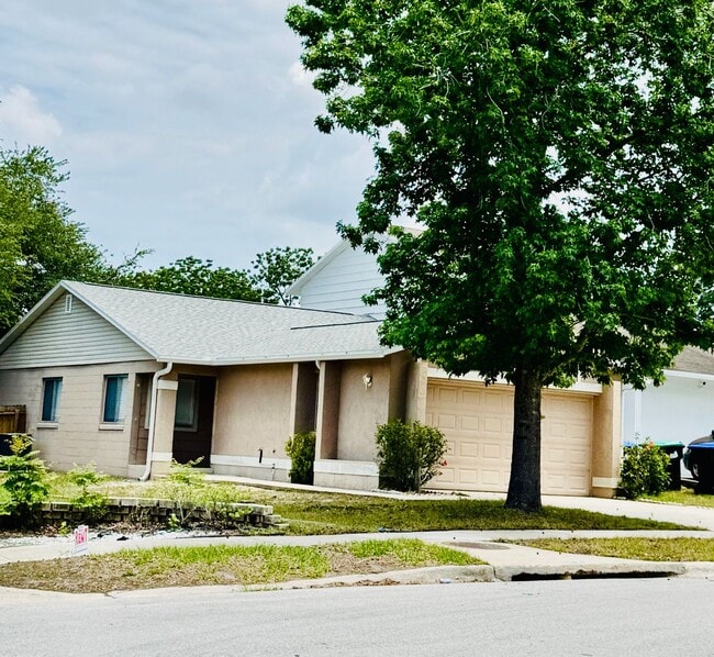 property at 7102 Harbor Heights Cir