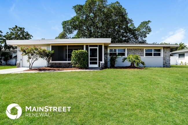 property at 330 SE 46th Ln