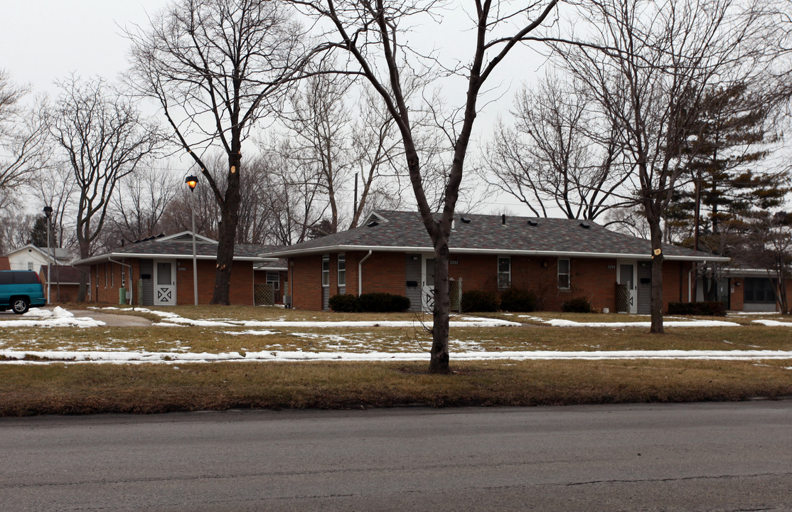 Harry Hansen in Toledo, OH - Foto de edificio