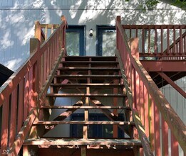 945 Fox Hill Dr in Indianapolis, IN - Building Photo - Building Photo