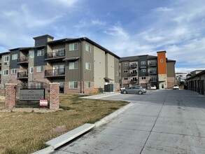 Hickman Hills Apartments in Roca, NE - Building Photo - Building Photo