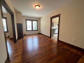 3007 S Main St, Unit 3007 S. Main St. Apt 2 in Hanover Township, PA - Building Photo - Building Photo