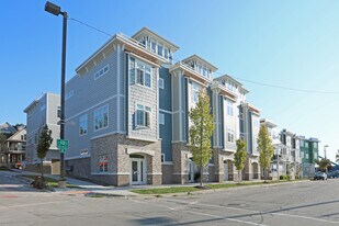 Lake Harbor Lofts Condominiums in Port Washington, WI - Building Photo