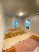 10 Bucknam St in Boston, MA - Foto de edificio - Building Photo