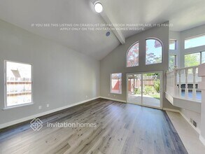 4821 Laguna W Way in Elk Grove, CA - Building Photo - Building Photo