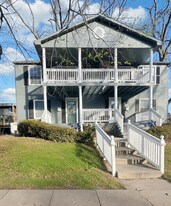 416 E 63rd Terrace in Kansas City, MO - Building Photo