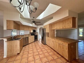11567 SW Ben Dr in Lake Suzy, FL - Building Photo - Building Photo