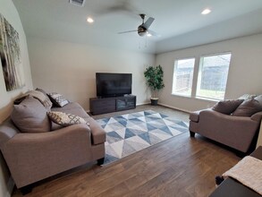 3606 Crimson Embers Ln in Conroe, TX - Building Photo - Building Photo