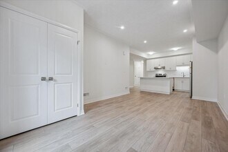 141 Reverie Way in Kitchener, ON - Building Photo - Building Photo