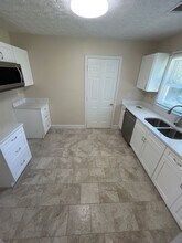 1987 Porter Pl in Decatur, GA - Building Photo - Building Photo