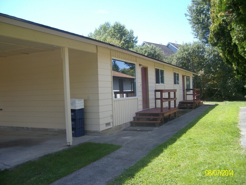 1610-1610 22nd St in Bellingham, WA - Foto de edificio