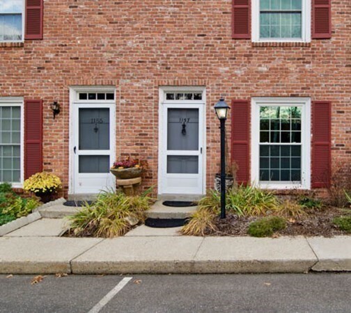 1157 Dickinson St in Springfield, MA - Building Photo