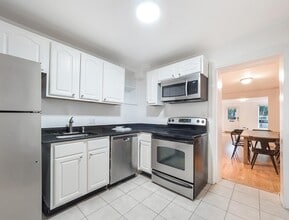 319 I St NE in Washington, DC - Foto de edificio - Building Photo