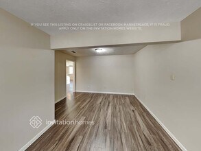 2239 Middle Creek Dr in Houston, TX - Building Photo - Building Photo