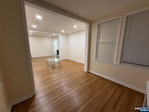 1005 79th St in North Bergen, NJ - Building Photo - Building Photo
