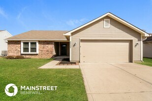 6257 Cooper Pointe Dr in Indianapolis, IN - Building Photo