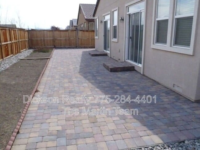 5398 Siltstone Way in Sparks, NV - Building Photo - Building Photo