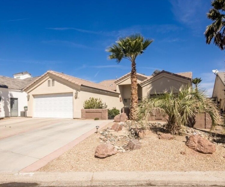 1961 E Lipan Blvd in Fort Mohave, AZ - Building Photo