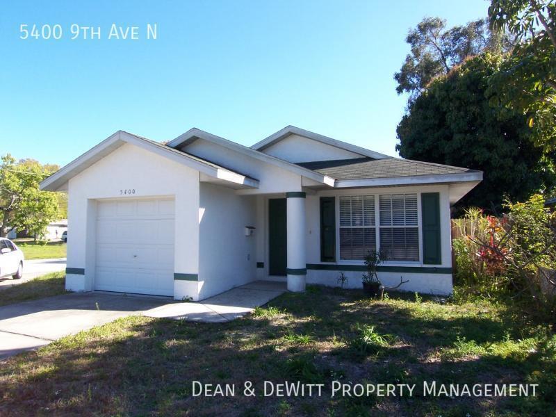 5400 9th Ave N in St. Petersburg, FL - Building Photo