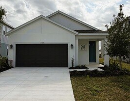 5726 Gingham Dr in Kissimmee, FL - Building Photo