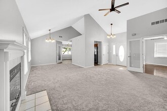 2848 W 64th Ct in Merrillville, IN - Building Photo - Building Photo