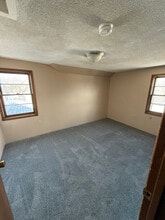 306 North St, Unit B upstairs in Creston, IA - Building Photo - Building Photo