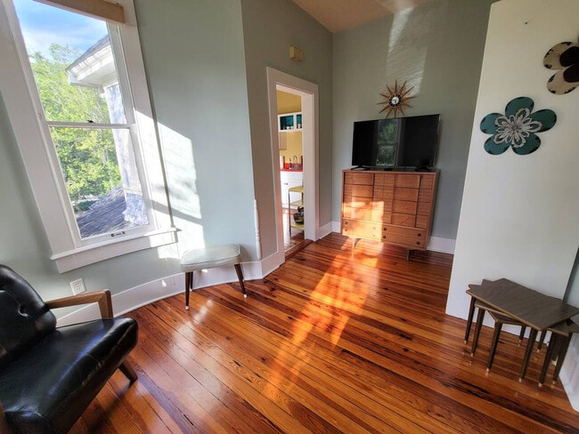 property at 205 SE 7th St