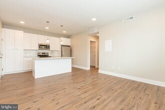 2220 Master St in Philadelphia, PA - Building Photo - Building Photo