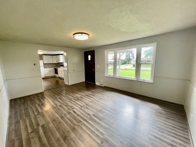 132 E Halt Dr in Terre Haute, IN - Building Photo - Building Photo