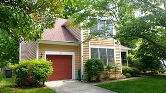908 Berwick Dr in Annapolis, MD - Building Photo