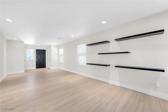 property at 5443 Bristol Bend Ct