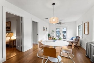 3007 E 18th St in Austin, TX - Building Photo - Building Photo