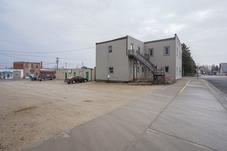 123 Center Ave S in Eyota, MN - Building Photo - Building Photo