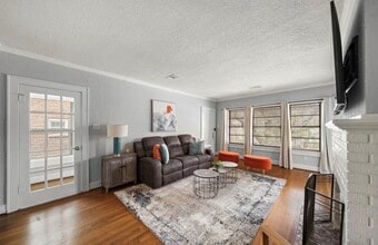 1635 Castle Ct in Houston, TX - Building Photo - Building Photo