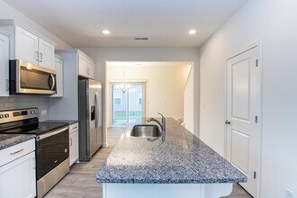 14145 Clayborn St in Midland, NC - Building Photo - Building Photo