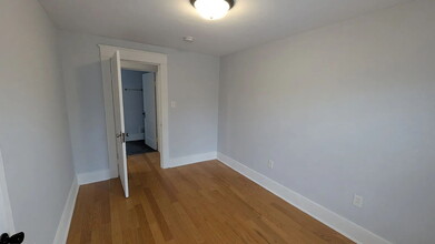 1317 W Shiawassee St in Lansing, MI - Building Photo - Building Photo