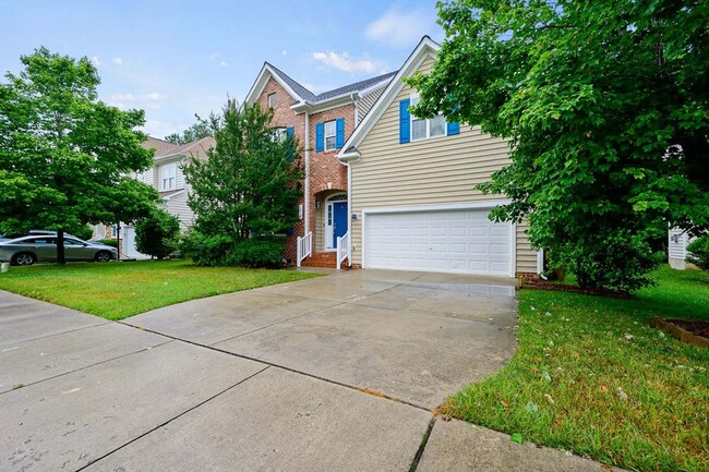 1408 Lindenberg Square in Wake Forest, NC - Foto de edificio - Building Photo