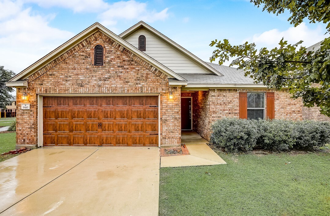 940 Water Hyacinth Loop in Leander, TX - Building Photo